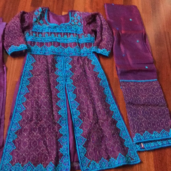Fancy 3 piece Indian Pakistani outfit - Picture 2 of 7